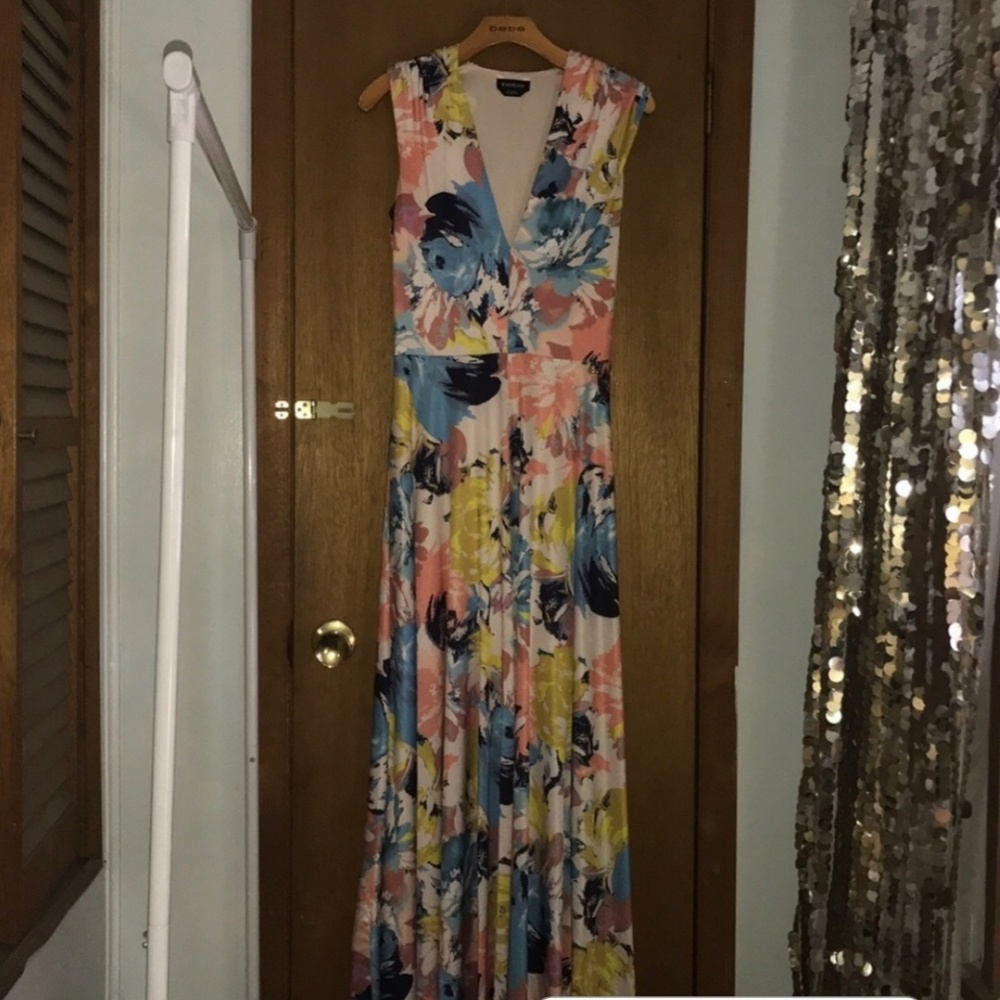 Bebe long dress